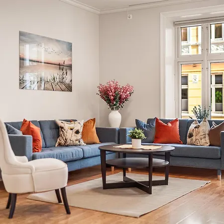 Rosen Apartment