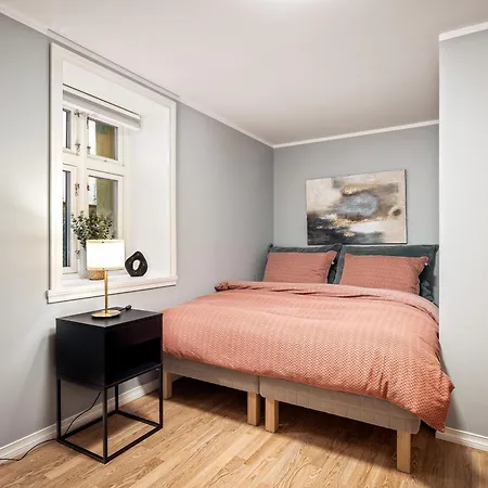 Rosen Apartment