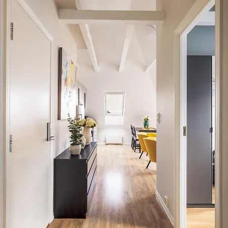 Rosen Apartment